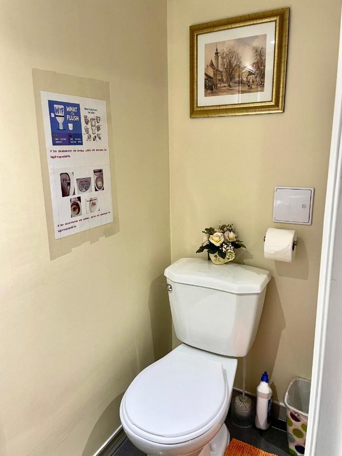 Perfect Home-Private Washrooms,Free Parking,High Speed Net Toronto Esterno foto