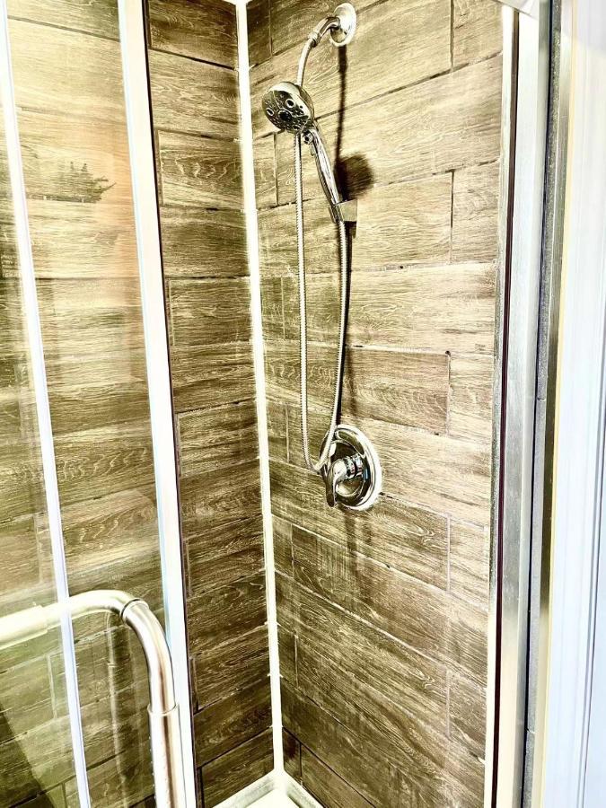 Perfect Home-Private Washrooms,Free Parking,High Speed Net Toronto Esterno foto